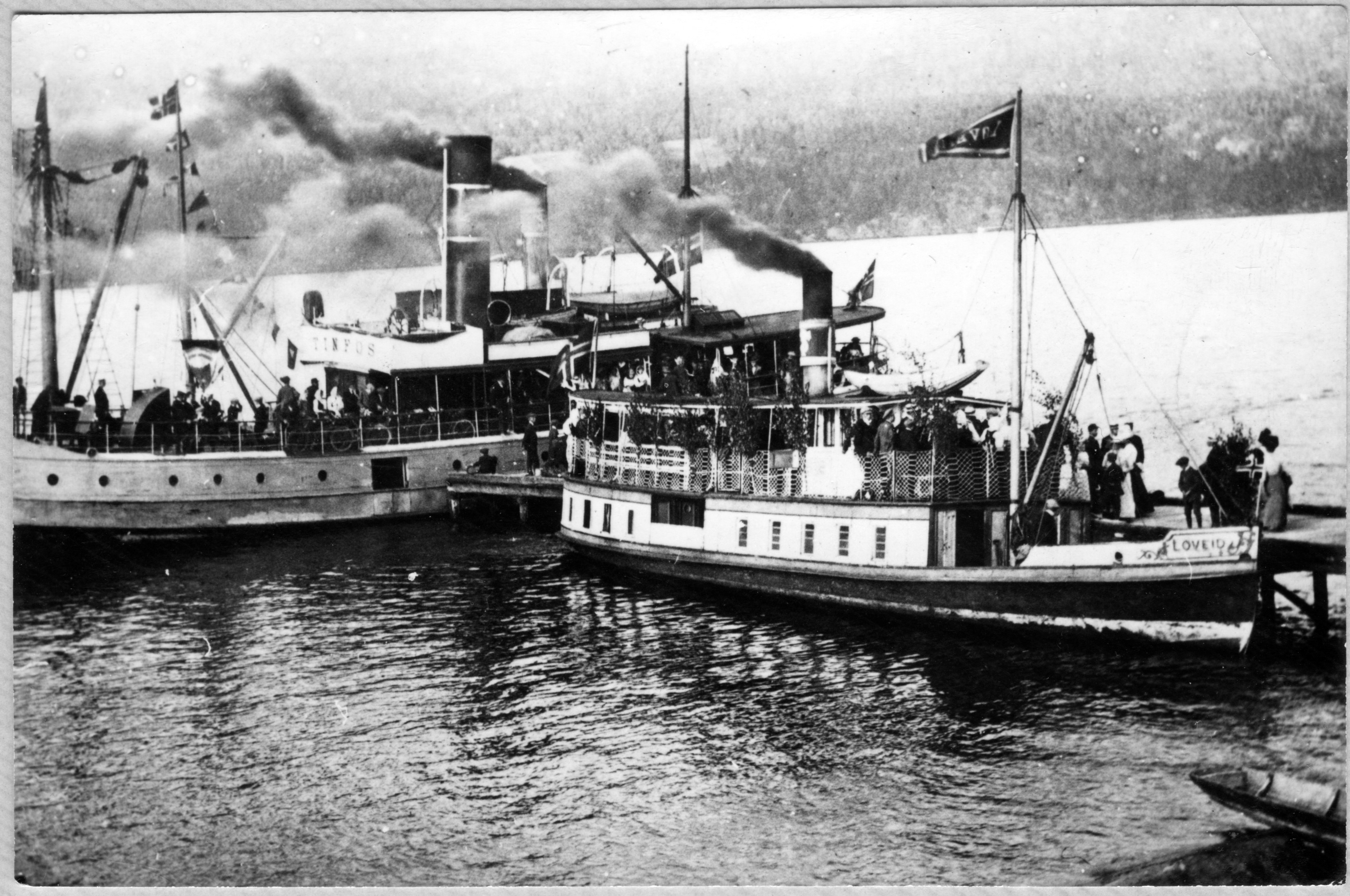 Historical ships