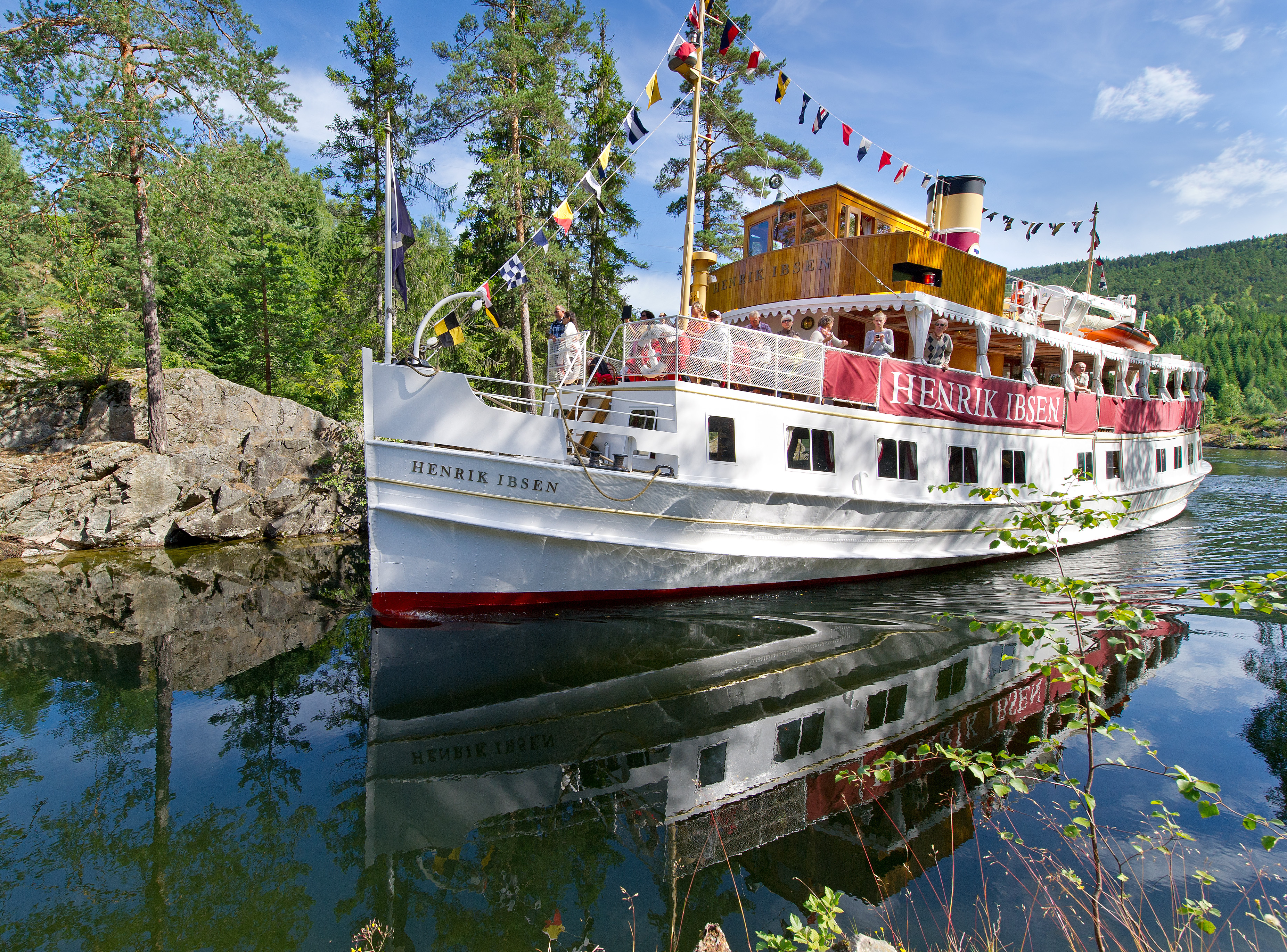 M/S Henrik Ibsen