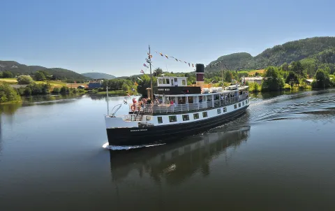 ms Henrik Ibsen før restaurering IV